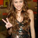 Miley Cyrus dice adios al facebook