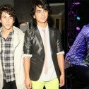 Jonas Brothers no celan a fans de Justin Bieber