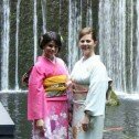 Selena Gomez luce kimono en Japón