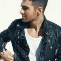 Joe Jonas a veces usa ropa sucia