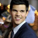 Taylor Lautner: Modelo aventurero en L’Uomo Vogue