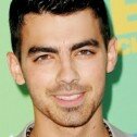 Joe Jonas juega pesada broma a una fan