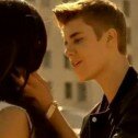Justin Bieber presentó su videoclip “Boyfriend”