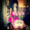 Selena Gomez agradece a fans por su feliz cumpleaños Nº 20
