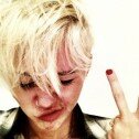 Miley Cyrus no siente las críticas sobre su cabello