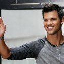 Taylor Lautner promociona “Amanecer 2″ en Brasil