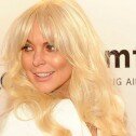 Lindsay Lohan se pega con otra mujer