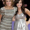 Miley Cyrus no invitará a Demi Lovato a su boda