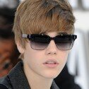 Arrestan a adolescente que lanzó huevos a Justin Bieber