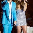 Joe Jonas hace dúo con Dulce María en concierto