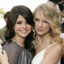 Taylor Swift canta “Who Says” con Selena Gomez
