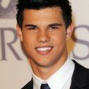 Taylor Lautner nominado a ‘Peor Actor’ en los “Razzie Awards 2012″