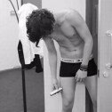 A Harry Styles le gusta estar desnudo